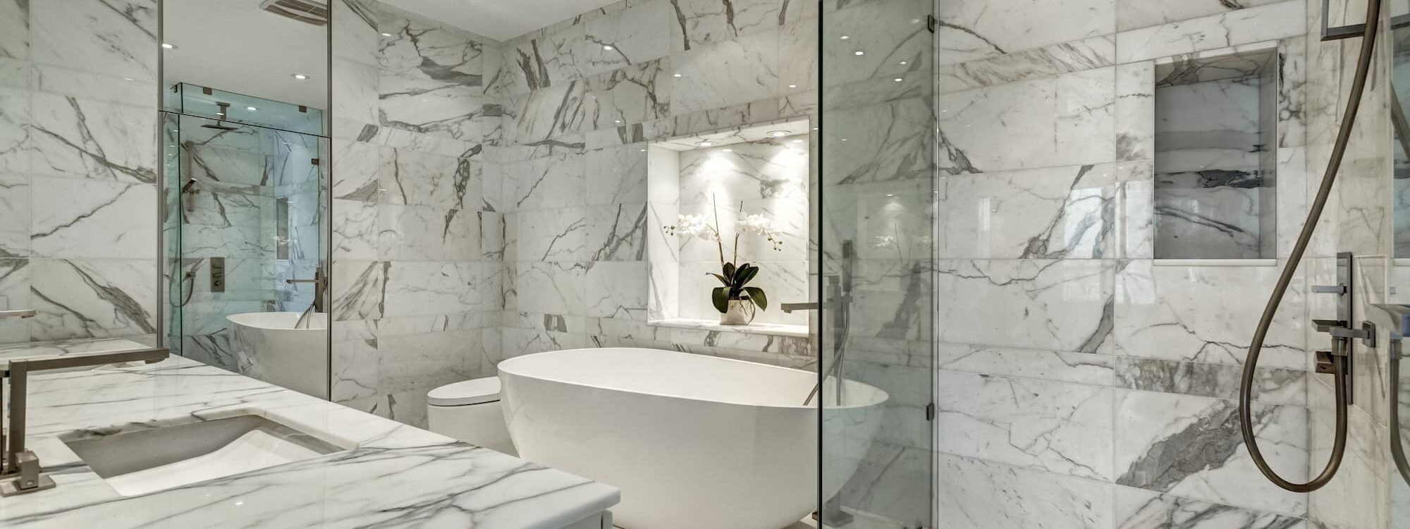 Quels sont les meilleurs choix de couleur et de texture pour votre salle de bain ? Saverne